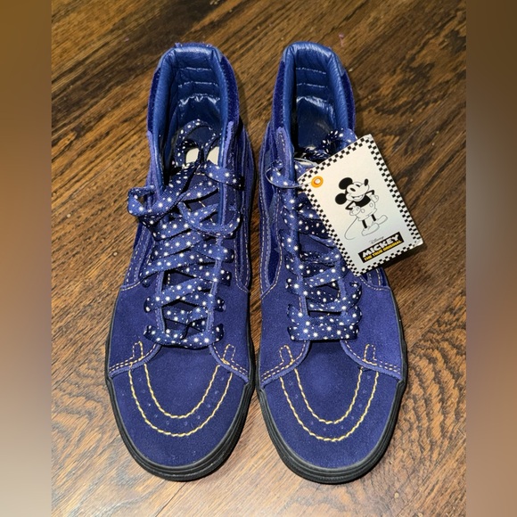 RaRE Kids Fantasia Mickey Mouse Hi Tops size 3.5 - Picture 5 of 6